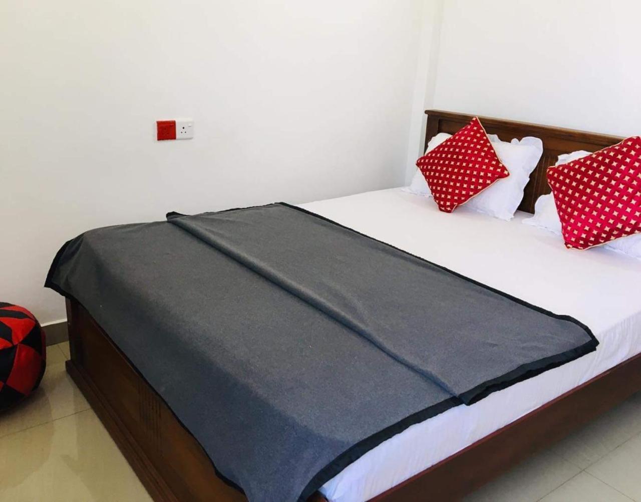 Bed and Breakfast Montes Ella Zewnętrze zdjęcie