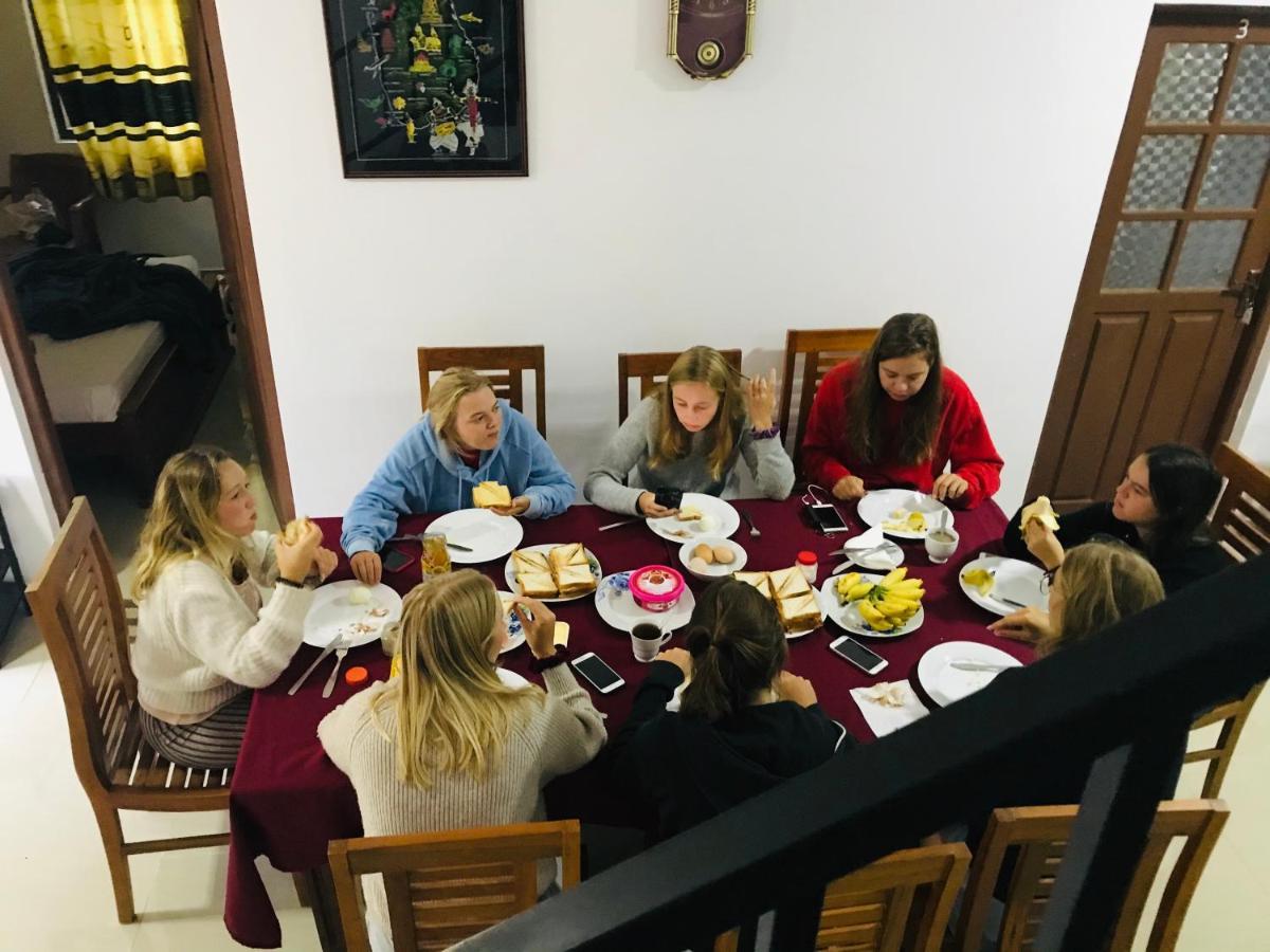 Bed and Breakfast Montes Ella Zewnętrze zdjęcie